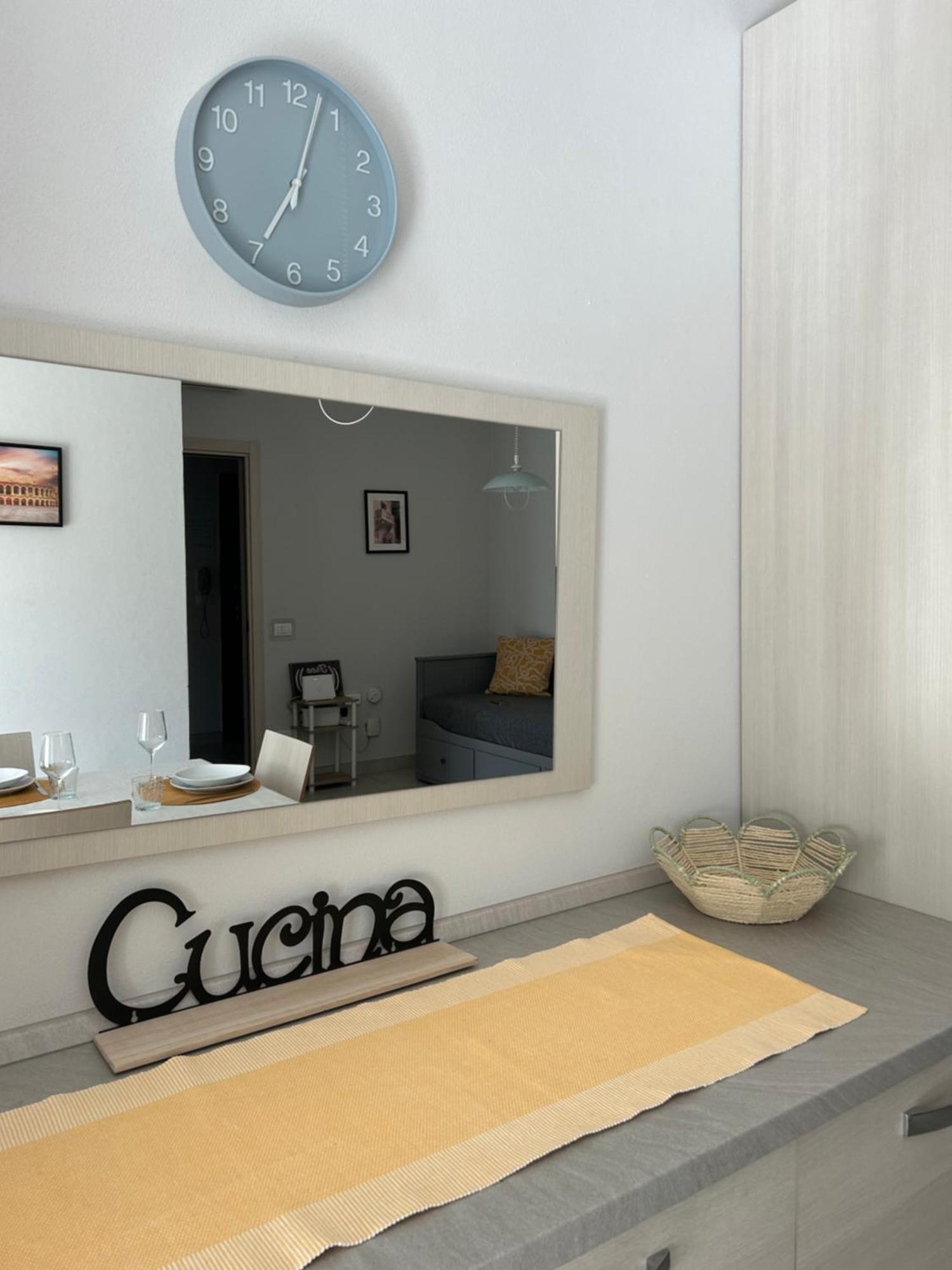 S-House Verona Luaran gambar