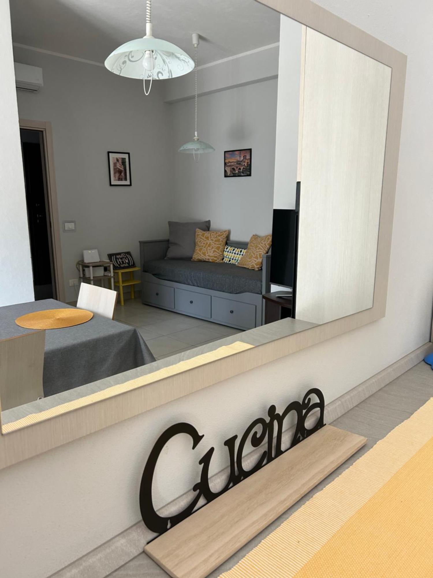 S-House Verona Luaran gambar